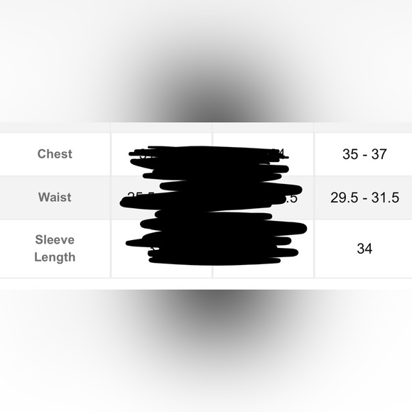 Amazon Essentials Hooded Puffer Jacket - Picture 5 of 6